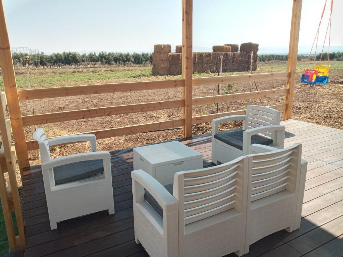 אצל דוד בכפר Apartment Kfar Gidon Exterior foto